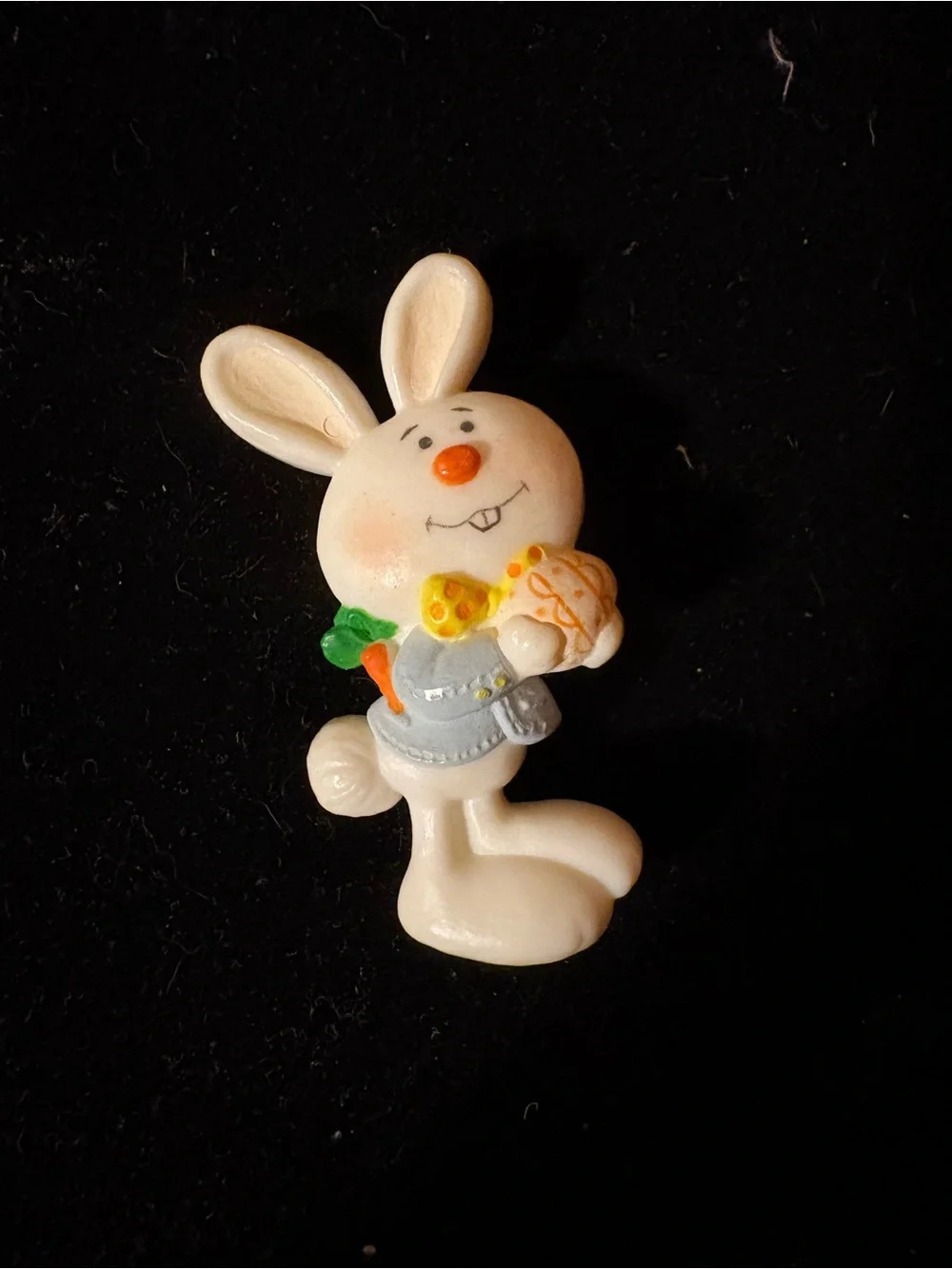 VTG Hallmark White Bunny Brooch Easter